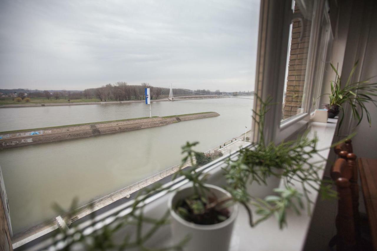 Riverview Apartment Osijek Buitenkant foto