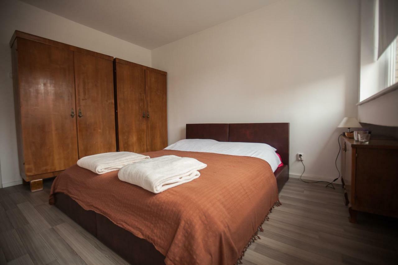 Riverview Apartment Osijek Buitenkant foto