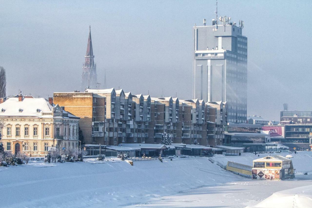 Riverview Apartment Osijek Buitenkant foto